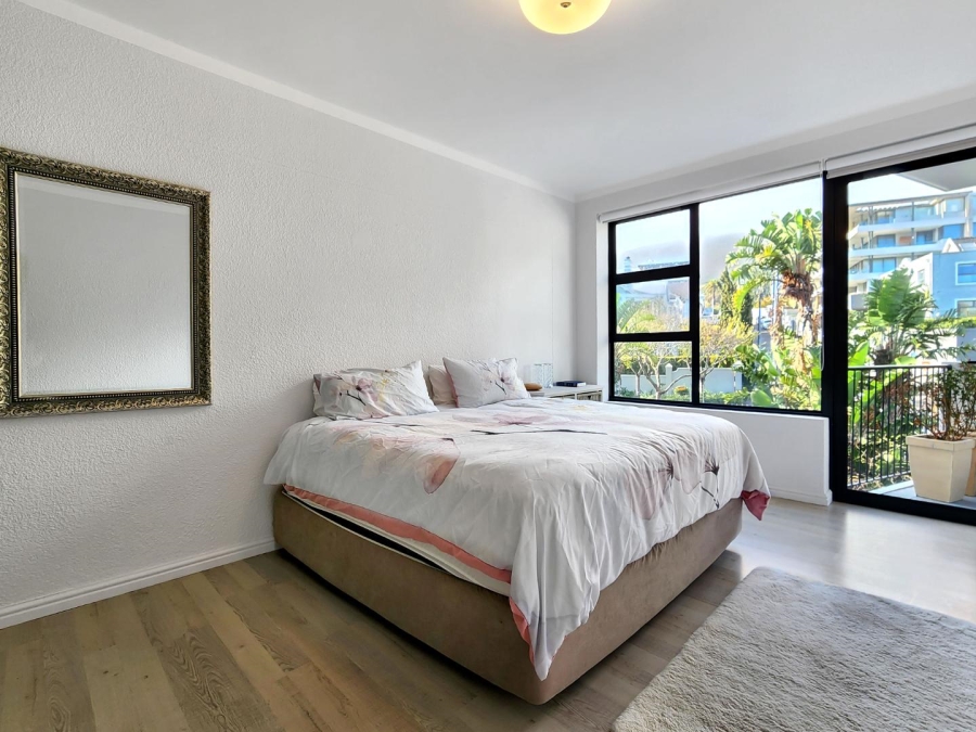 To Let 2 Bedroom Property for Rent in Sea Point Western Cape